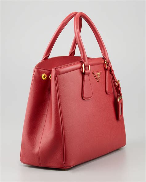 prada designer handbags for less